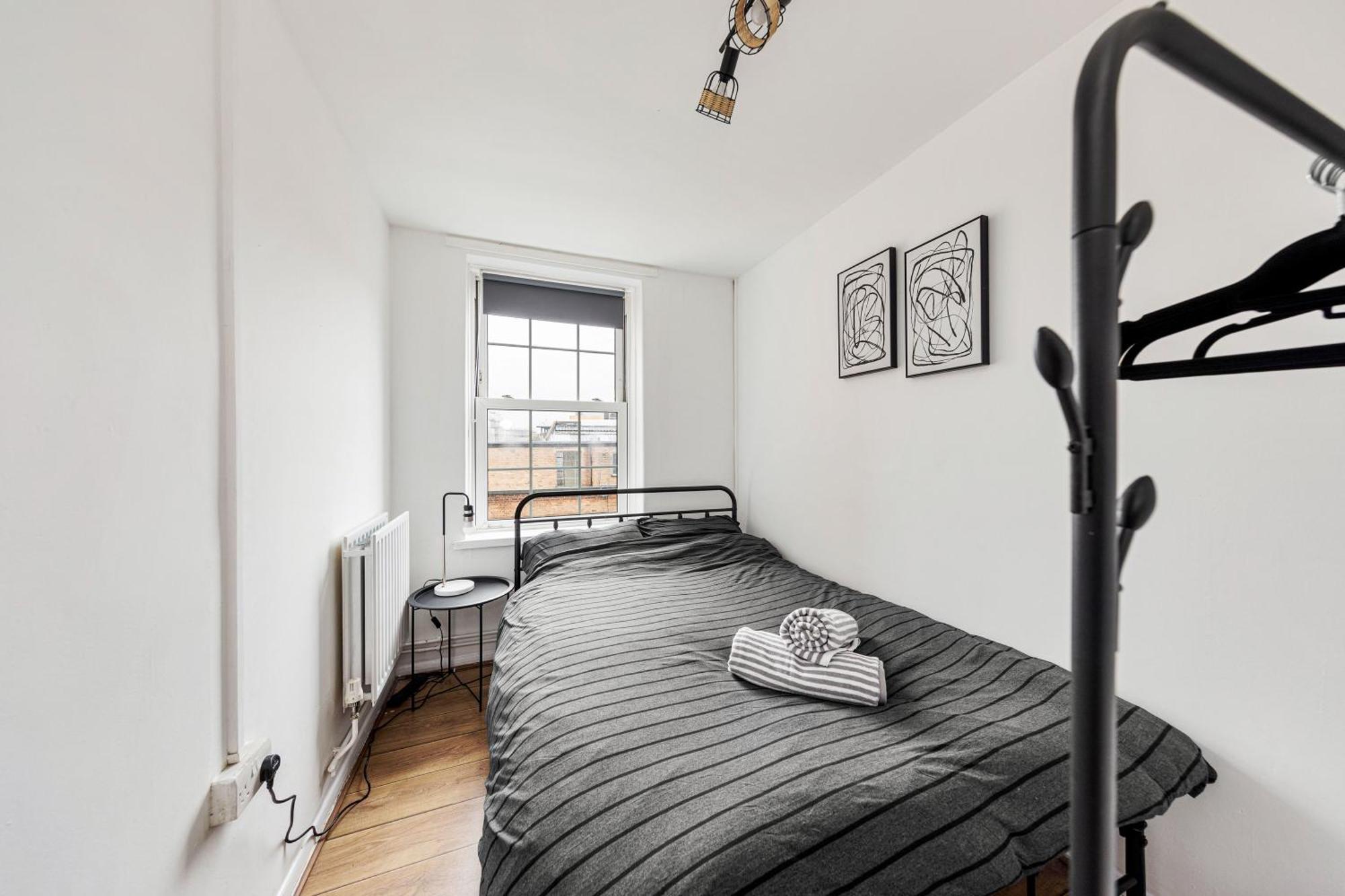 Sleek Shoreditch Hideout - 2 Bed Gem With Balcony In Central Londra Exterior foto